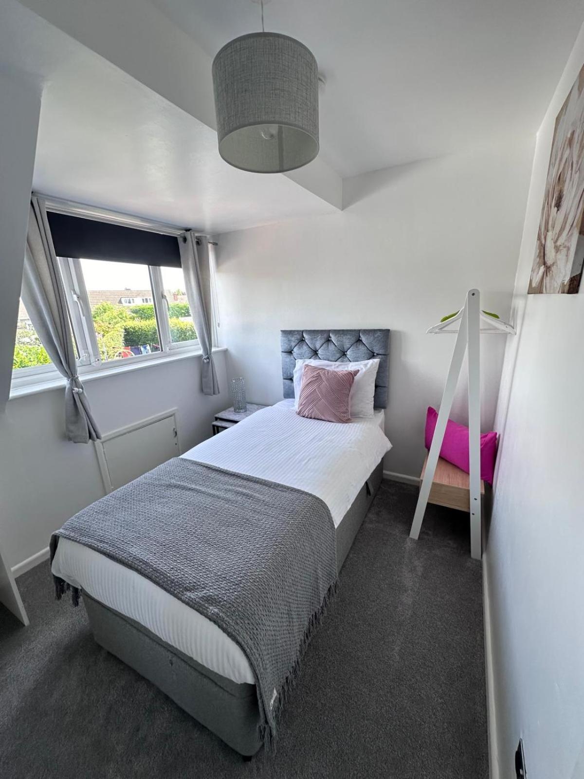 That'S Amore House In Sandbach Free Parking Экстерьер фото